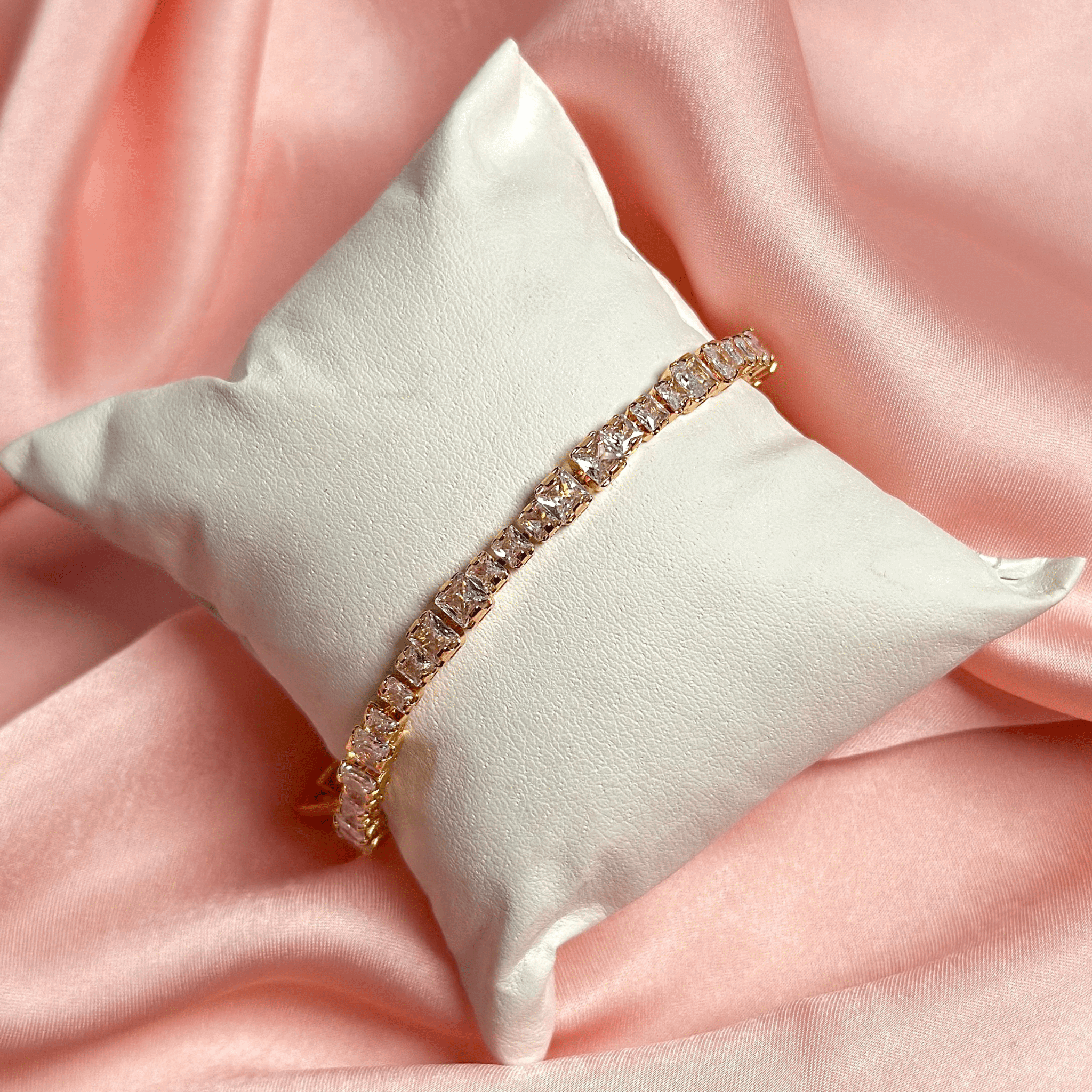 White Radiance Bracelet – Pure Elegance, Effortless Glow - BR CRAFTS