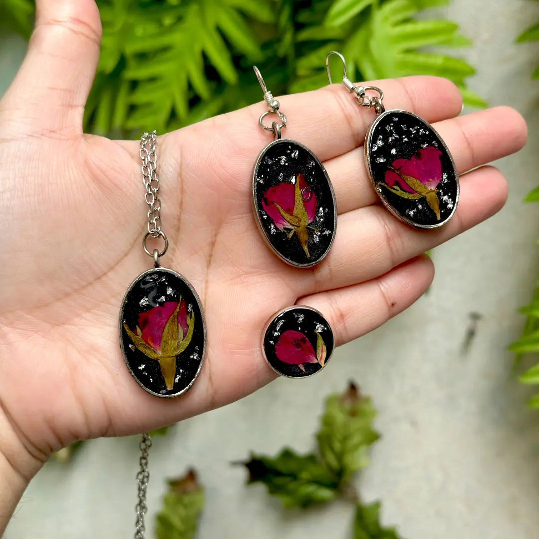 🌹 Rose Bloom Resin Jewelry Set