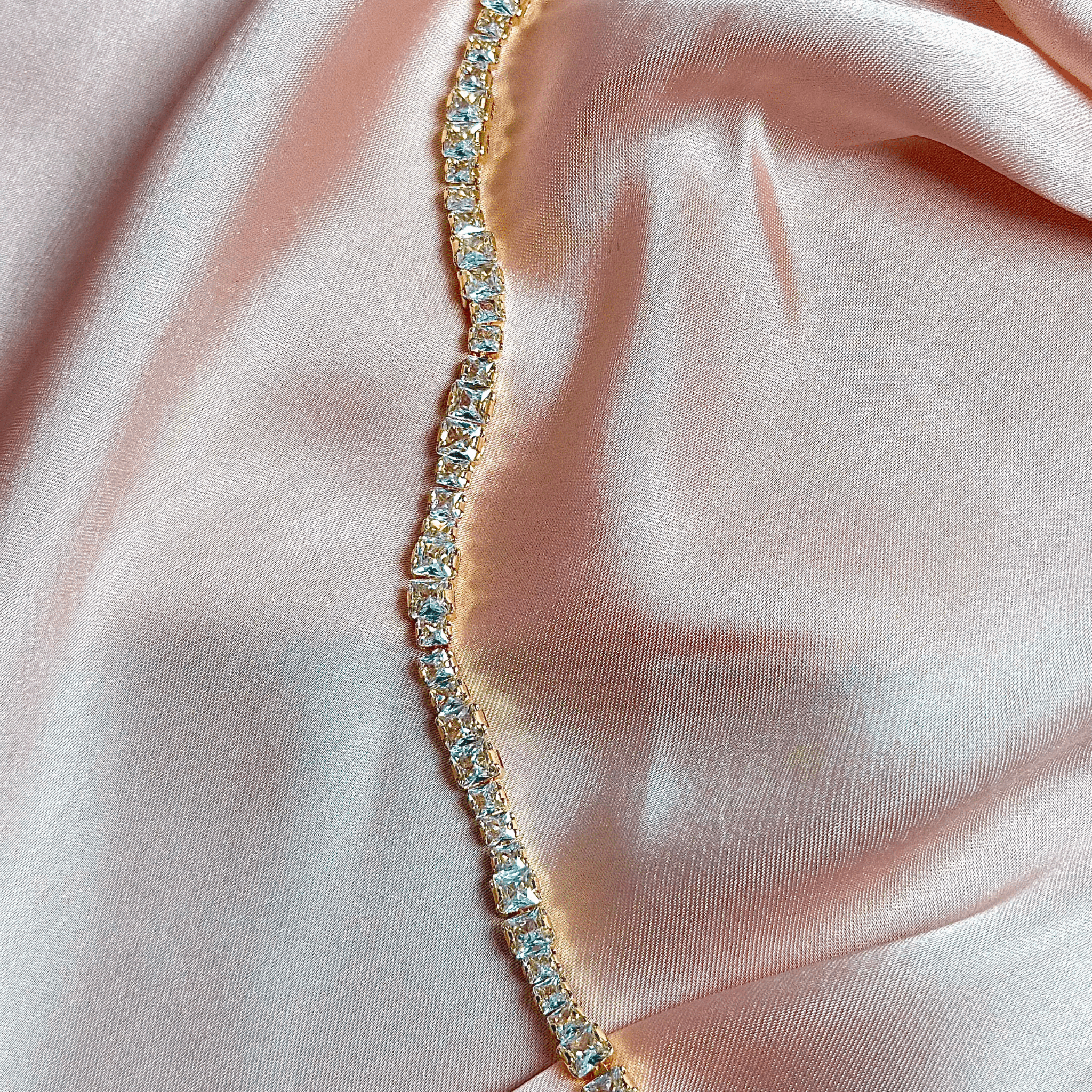 White Radiance Bracelet – Pure Elegance, Effortless Glow - BR CRAFTS