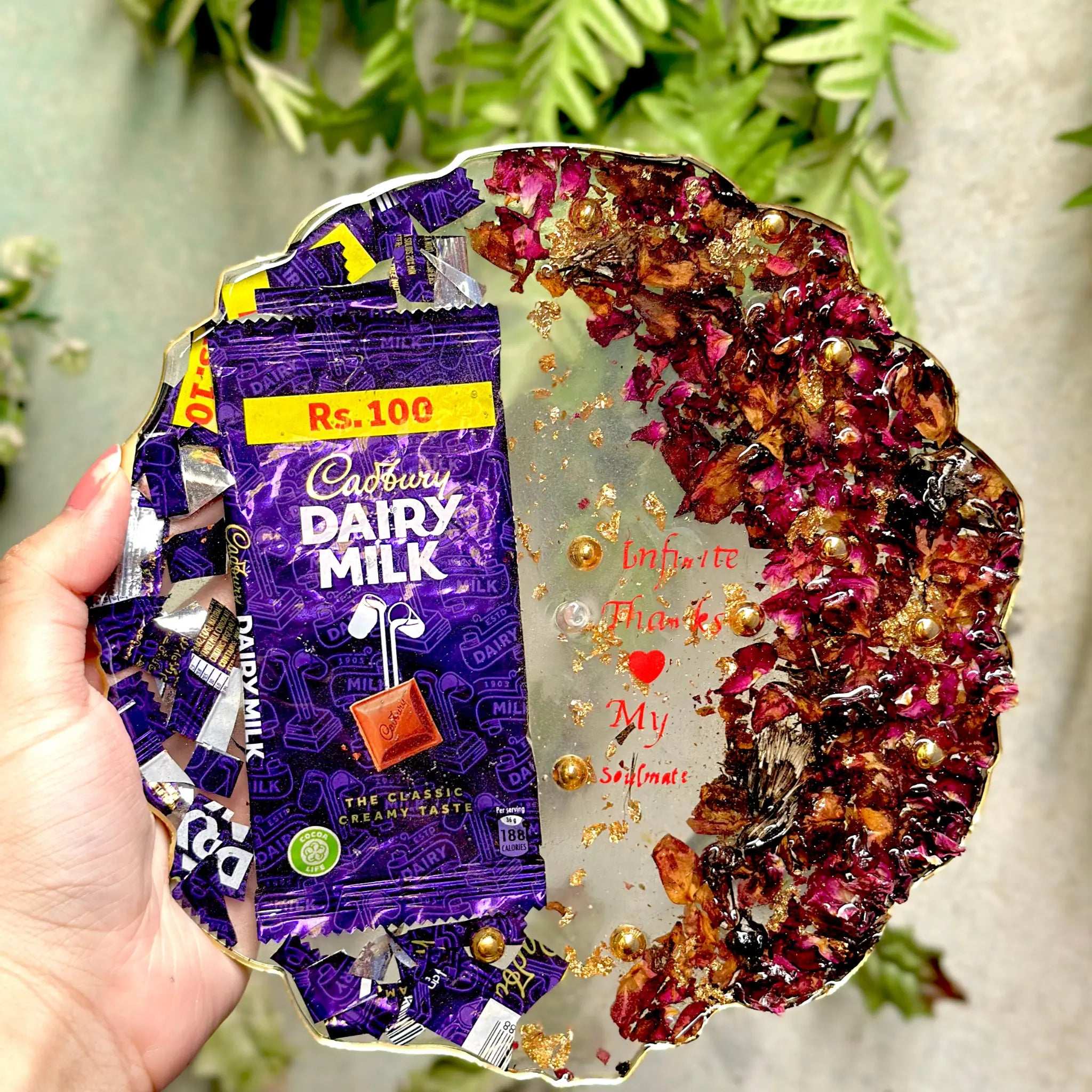 ResinCoasters | Peserve Chocolate Flower in resin