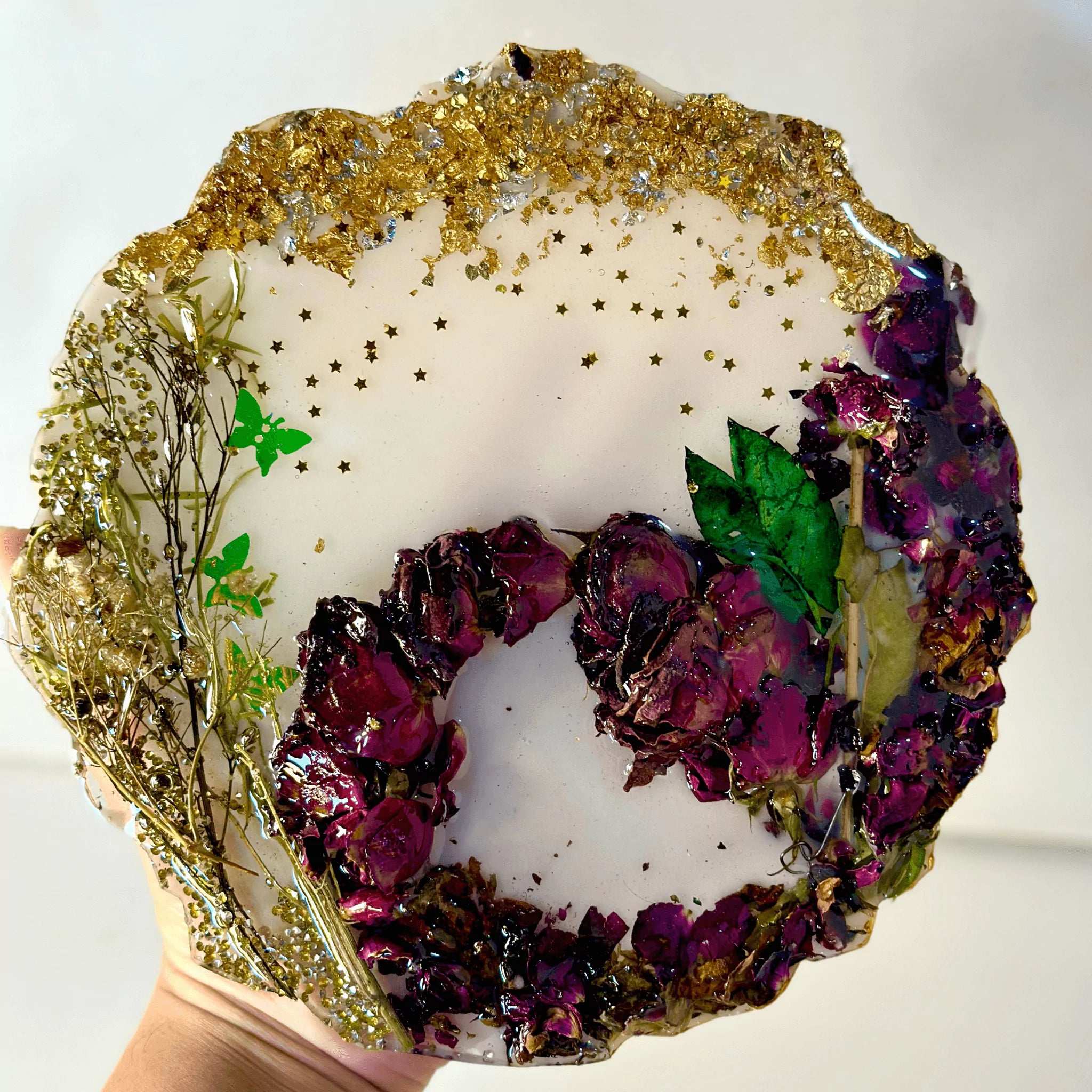 Gajra and Flower Resin Coaster (8 inch)